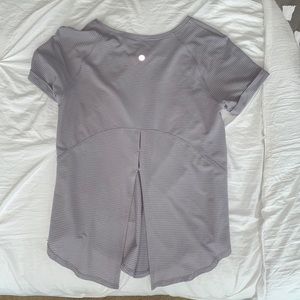 LULULEMON TOP